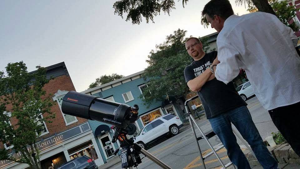 Sidewalk astronomy